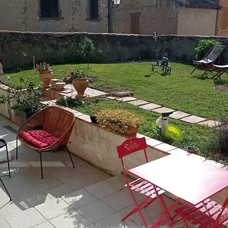 St Ybars Chez Annick Et Alain Homestay Saint-Ybars